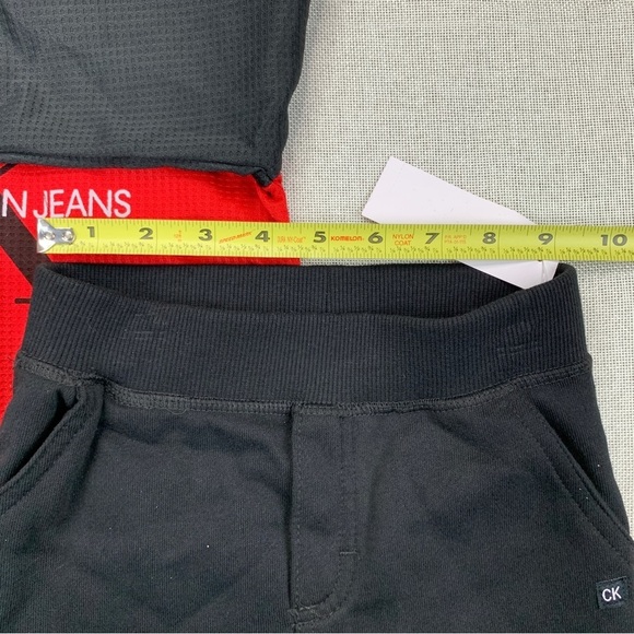 Calvin Klein Little Boy's 2-Piece Hoodie & Fleece Joggers Set Size 2T - Picture 8 of 9